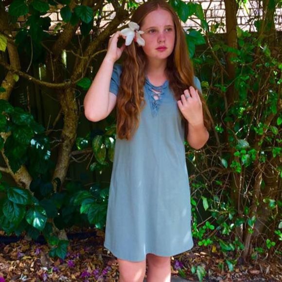 Meet your Posher, Olivia - Picture 1 of 1